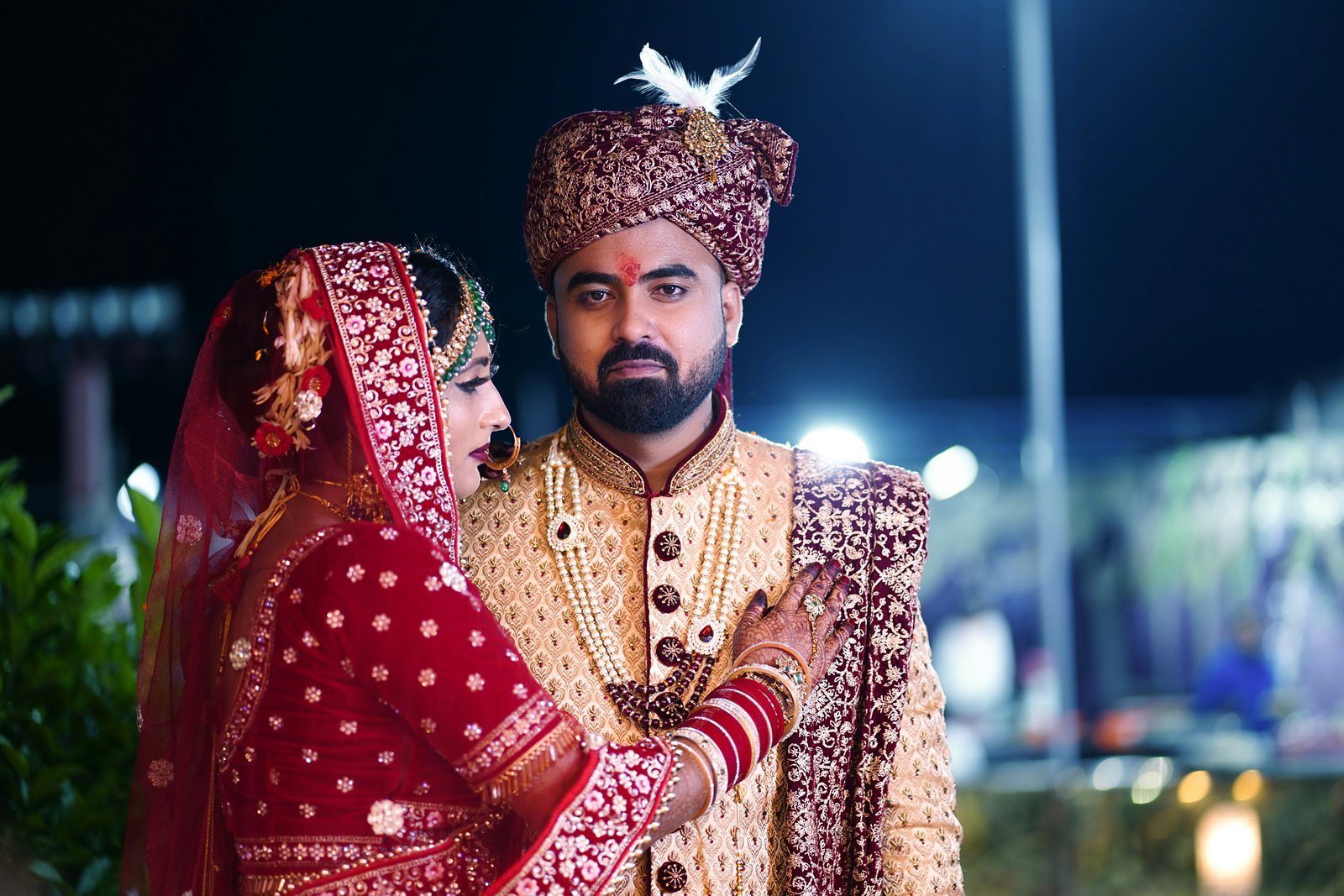 How many Kayastha people live in India? Can a Kayastha marry a Brahmin? 